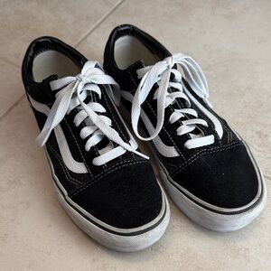 Vans Old Skool Black and White Sneakers
